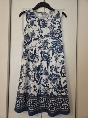 Women's White and Blue Floral Sleeveless Mini Dress